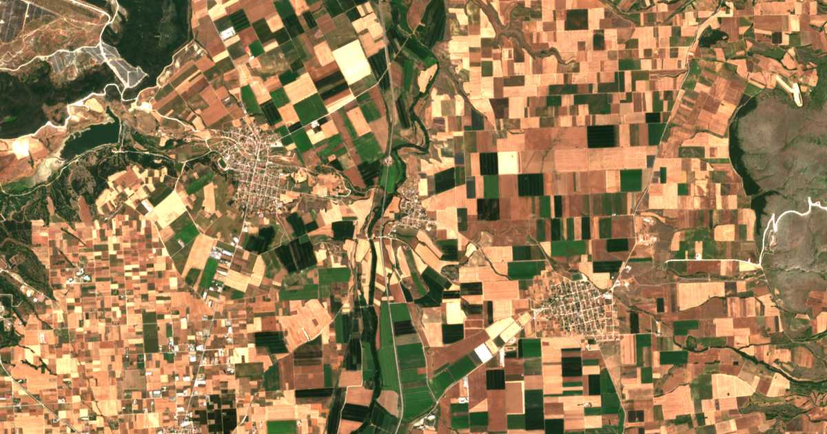 Satellitenkarte von Pentávrysos