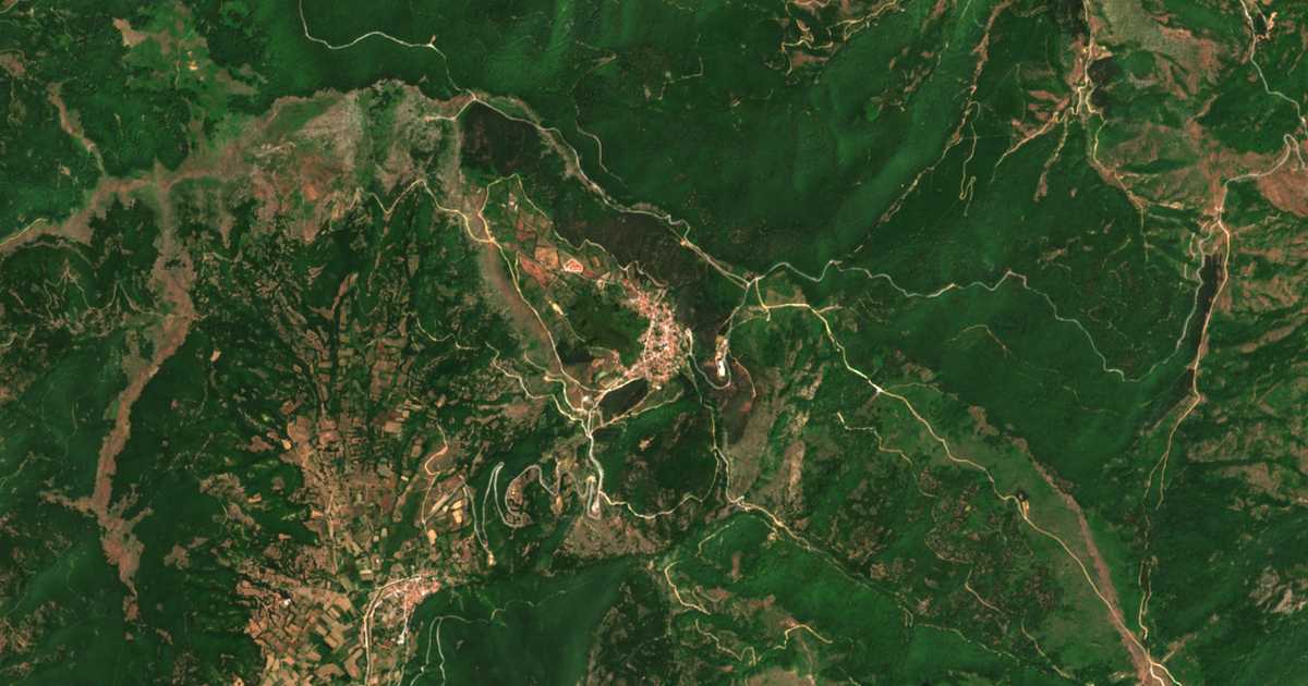 Satellitenkarte von Vlasti