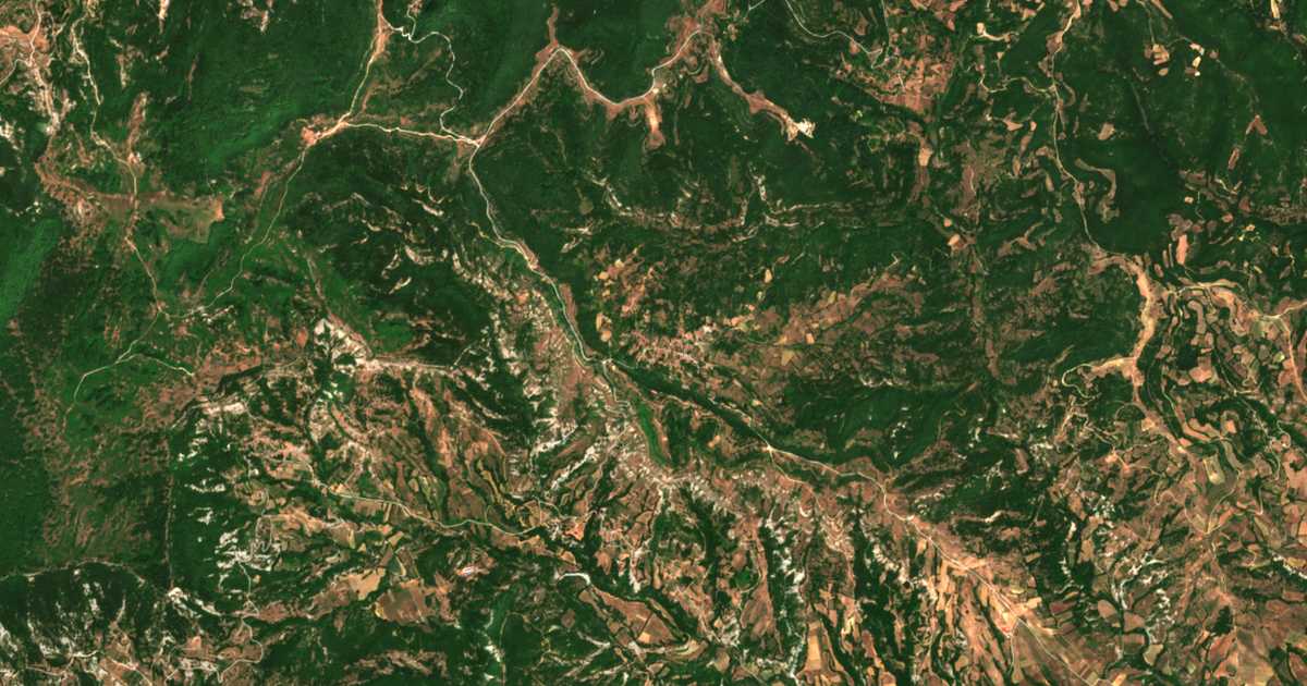 Satellitenkarte von Damaskiniá