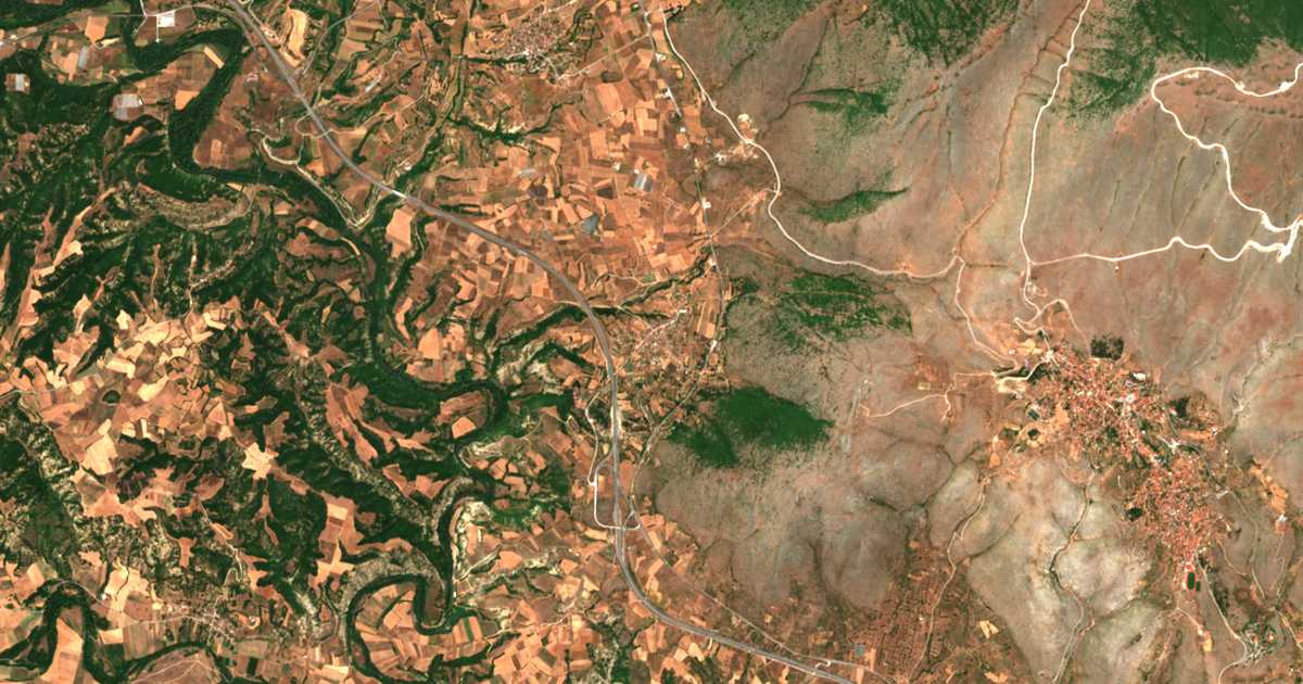 Satellitenkarte von Mikrókastron