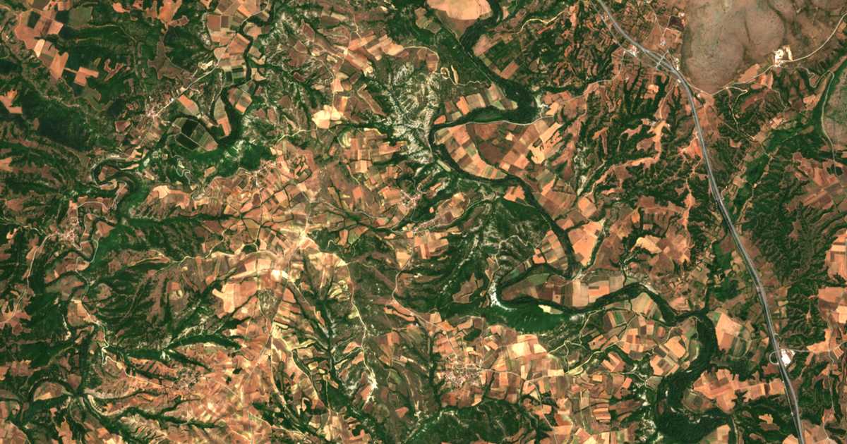Satellitenkarte von Plataniá