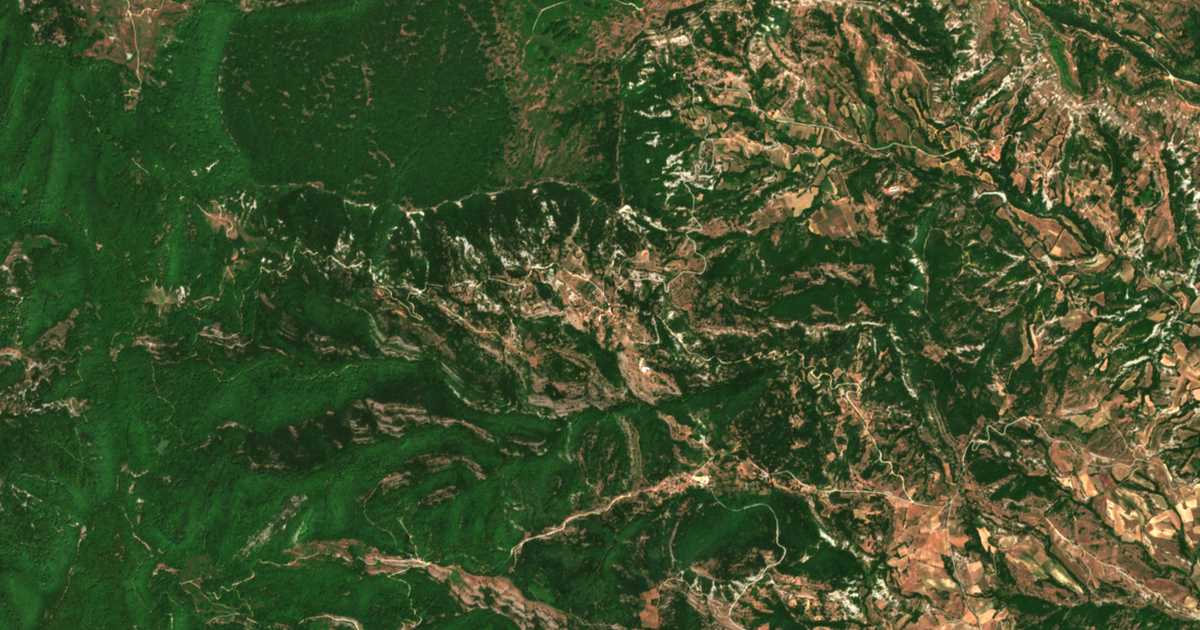Satellitenkarte von Zóni